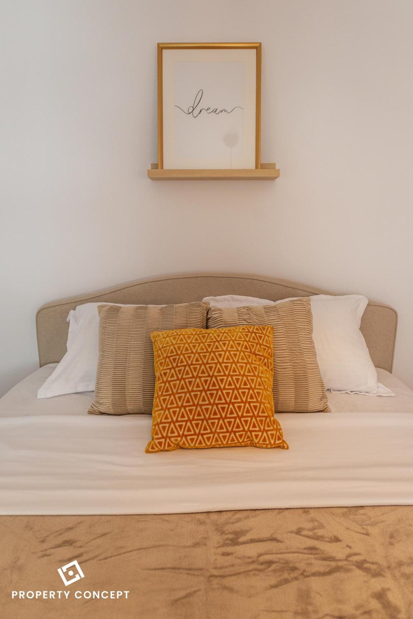 Central Residence Apartment 1012 Bukares Bagian luar foto